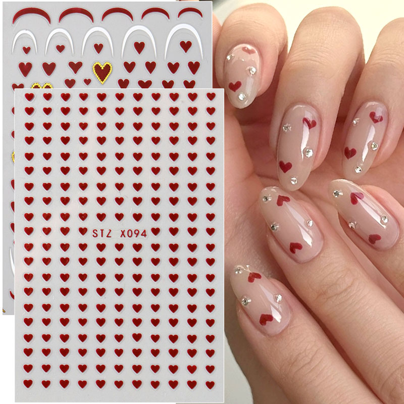 Nail Art Valentine - 2pcs Mini Love Heart Nail Art